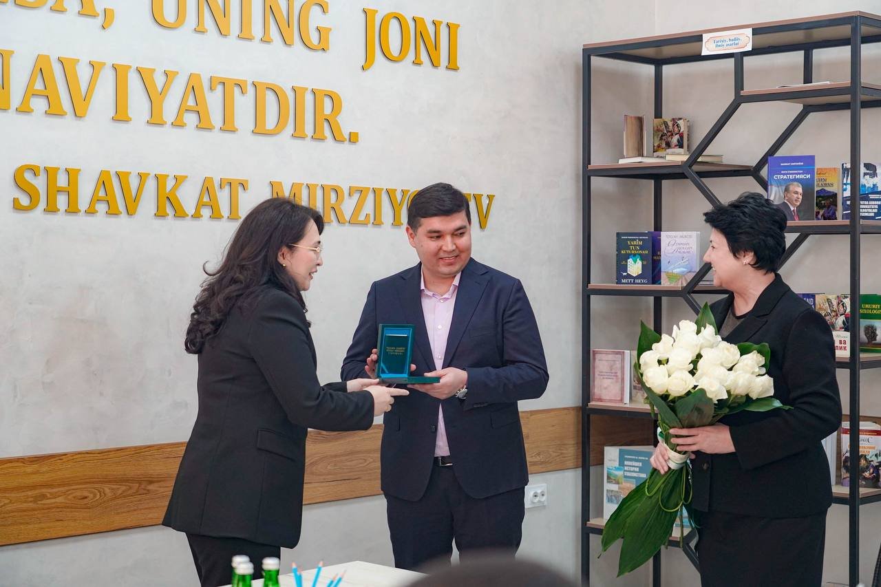Termiz iqtisodiyot va servis universitetiga amaliy tashrif